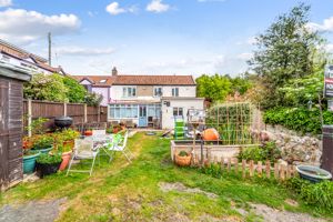 Photo 14- click for photo gallery